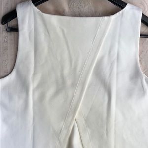 Ann Taylor Tops - Ann Taylor Sleeveless Cream Polyester Knit Top Ann Taylor Tops - Ann Taylor Sleeveless Cream Polyester Knit Top
